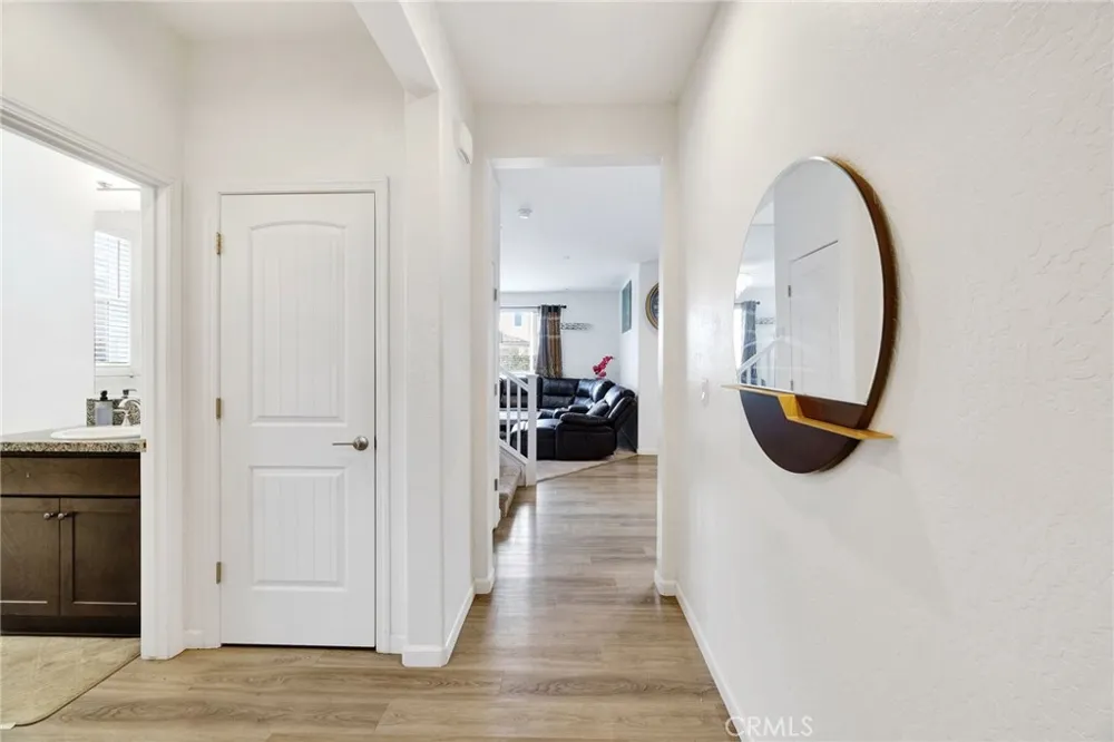 6118 E Berkeley Fresno, CA 93727
