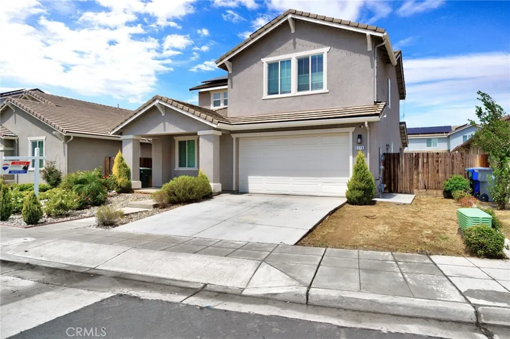 6118 E Berkeley Fresno, CA 93727
