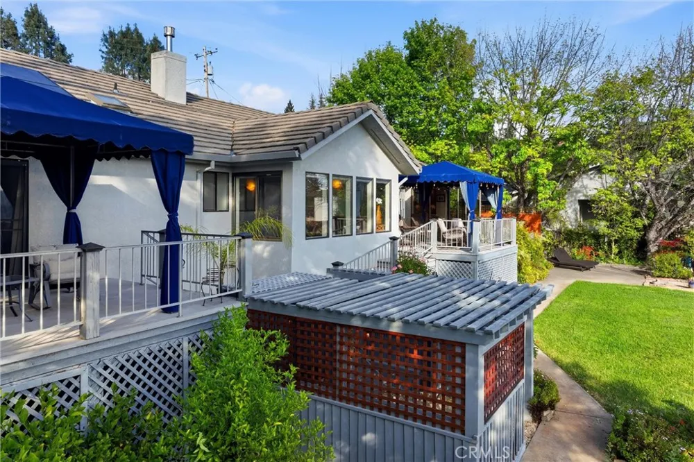 17372 Greenridge Hidden Valley Lake, CA 95467