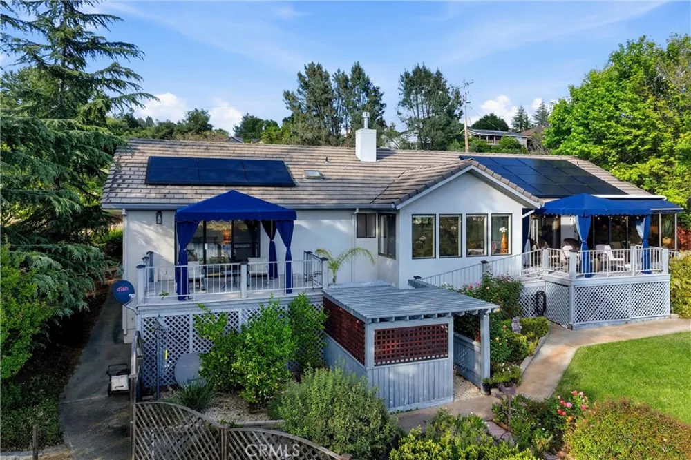 17372 Greenridge Hidden Valley Lake, CA 95467