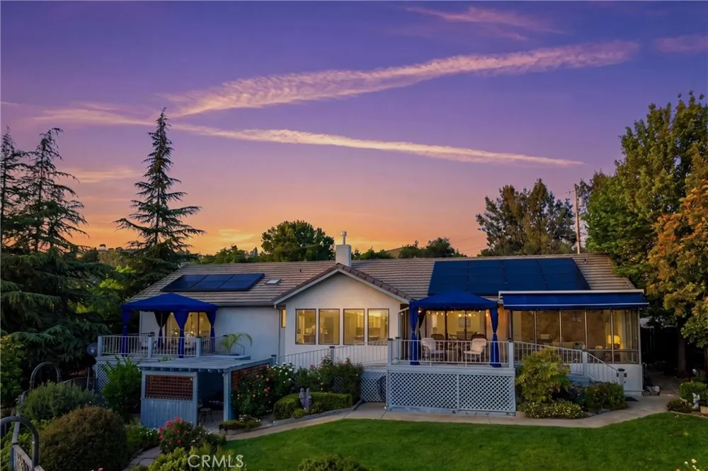 17372 Greenridge Hidden Valley Lake, CA 95467
