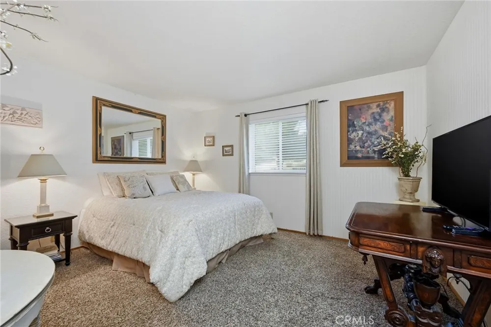 17372 Greenridge Hidden Valley Lake, CA 95467