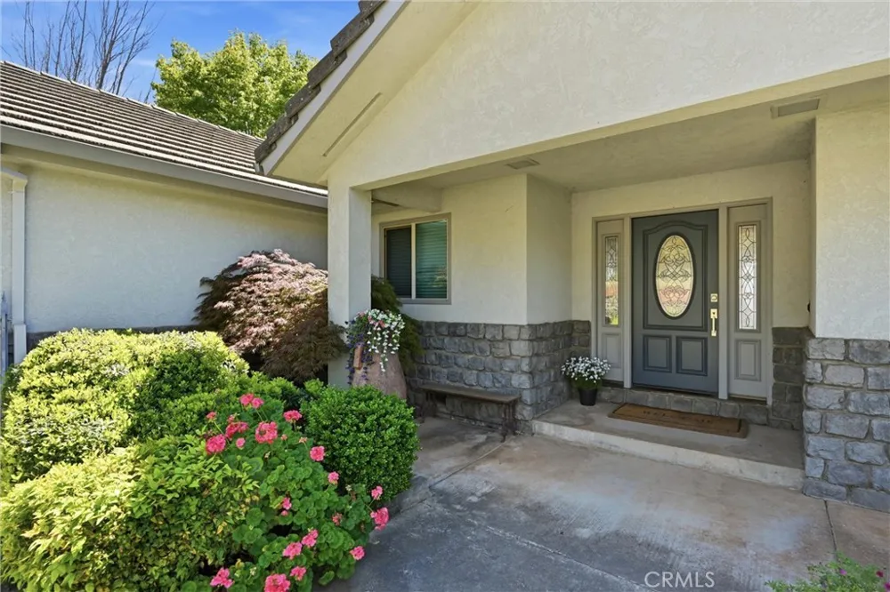 17372 Greenridge Hidden Valley Lake, CA 95467
