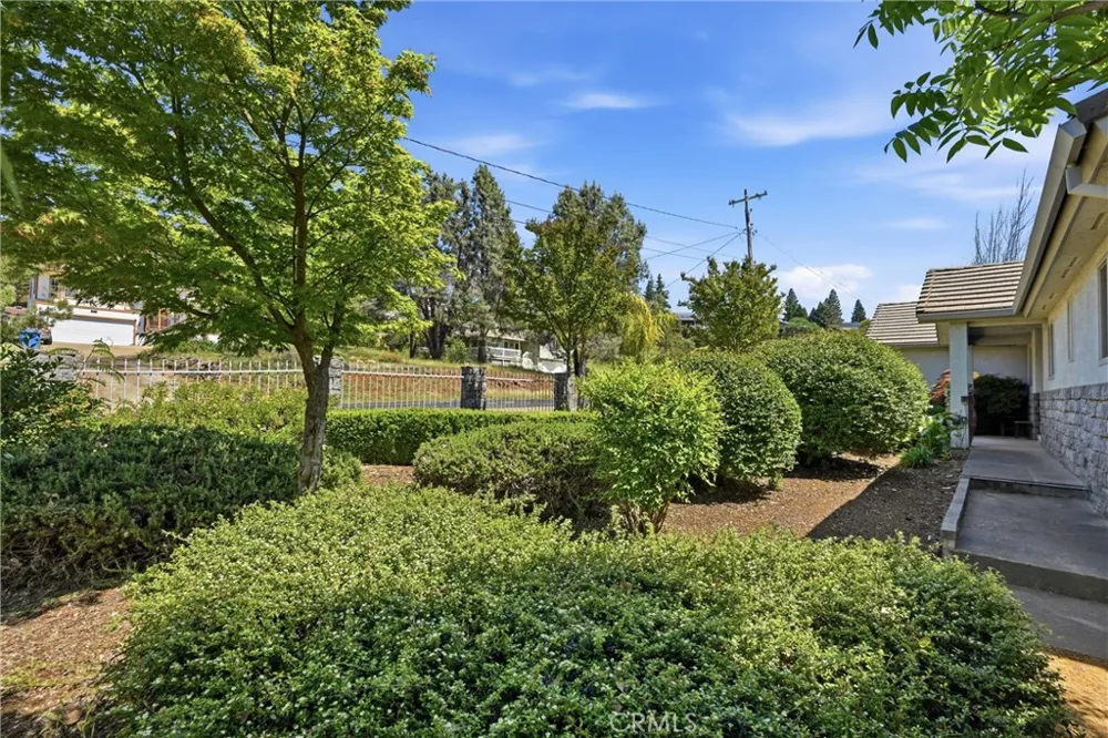 17372 Greenridge Hidden Valley Lake, CA 95467