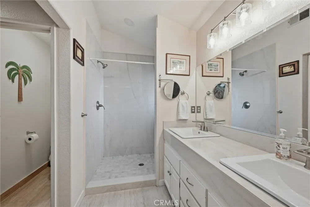 17372 Greenridge Hidden Valley Lake, CA 95467