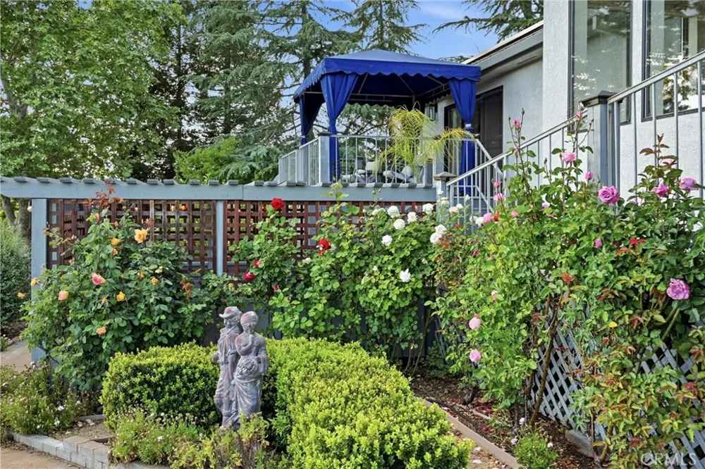 17372 Greenridge Hidden Valley Lake, CA 95467