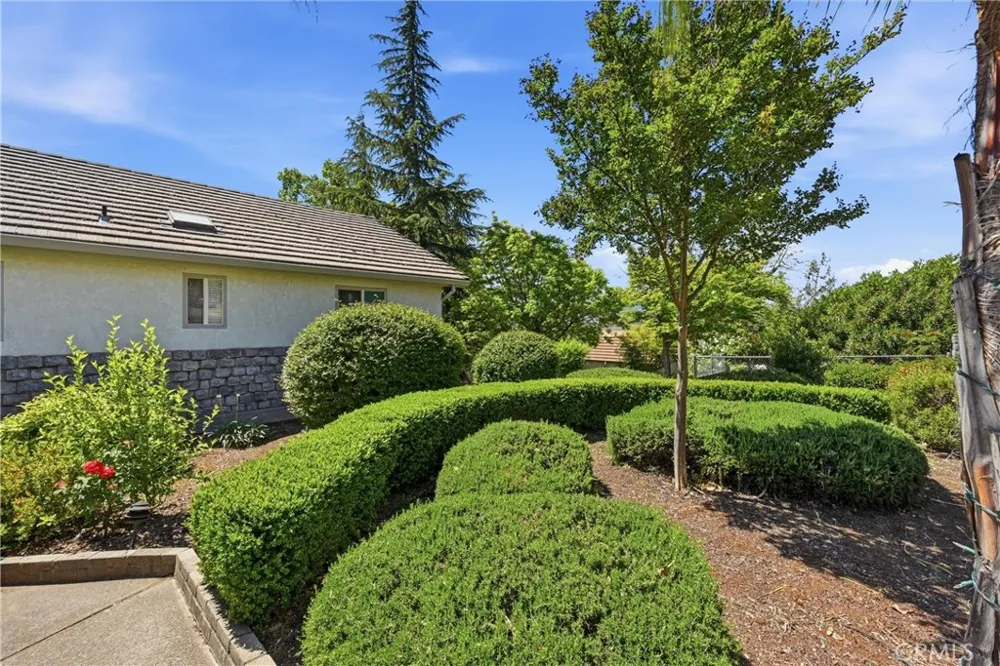 17372 Greenridge Hidden Valley Lake, CA 95467
