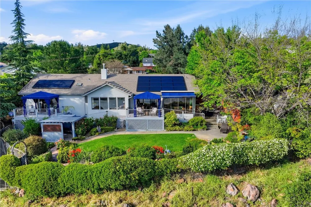 17372 Greenridge Hidden Valley Lake, CA 95467