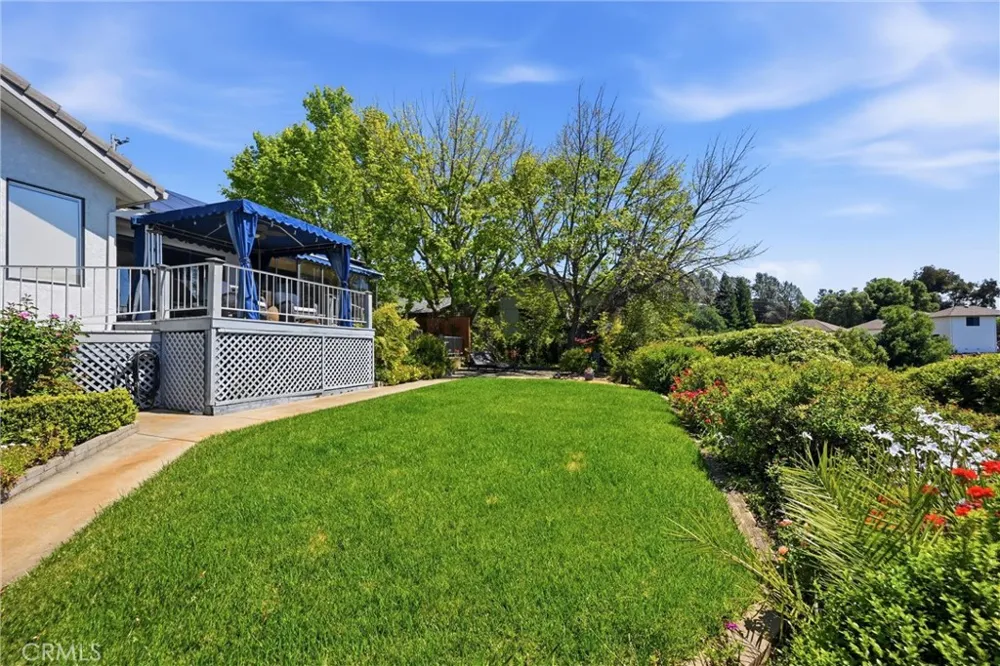 17372 Greenridge Hidden Valley Lake, CA 95467