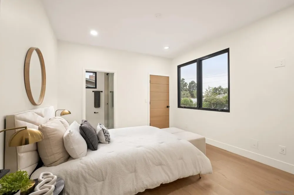 1531 Lieta St San Diego, CA 92110