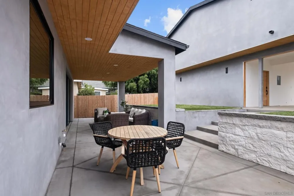 1531 Lieta St San Diego, CA 92110