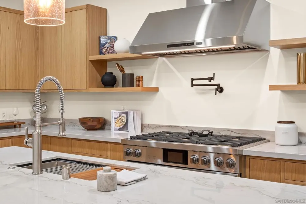 1531 Lieta St San Diego, CA 92110