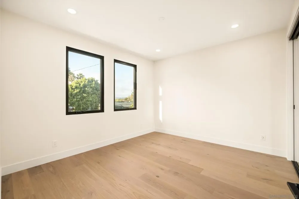 1531 Lieta St San Diego, CA 92110