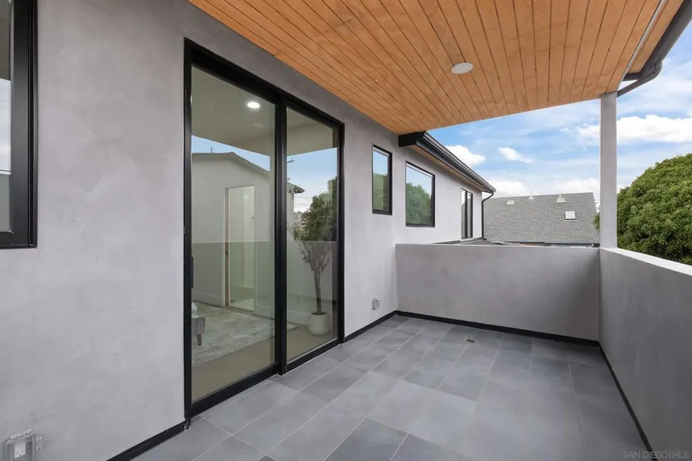 1531 Lieta St San Diego, CA 92110