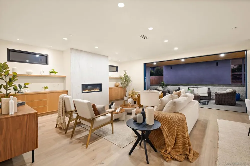1531 Lieta St San Diego, CA 92110