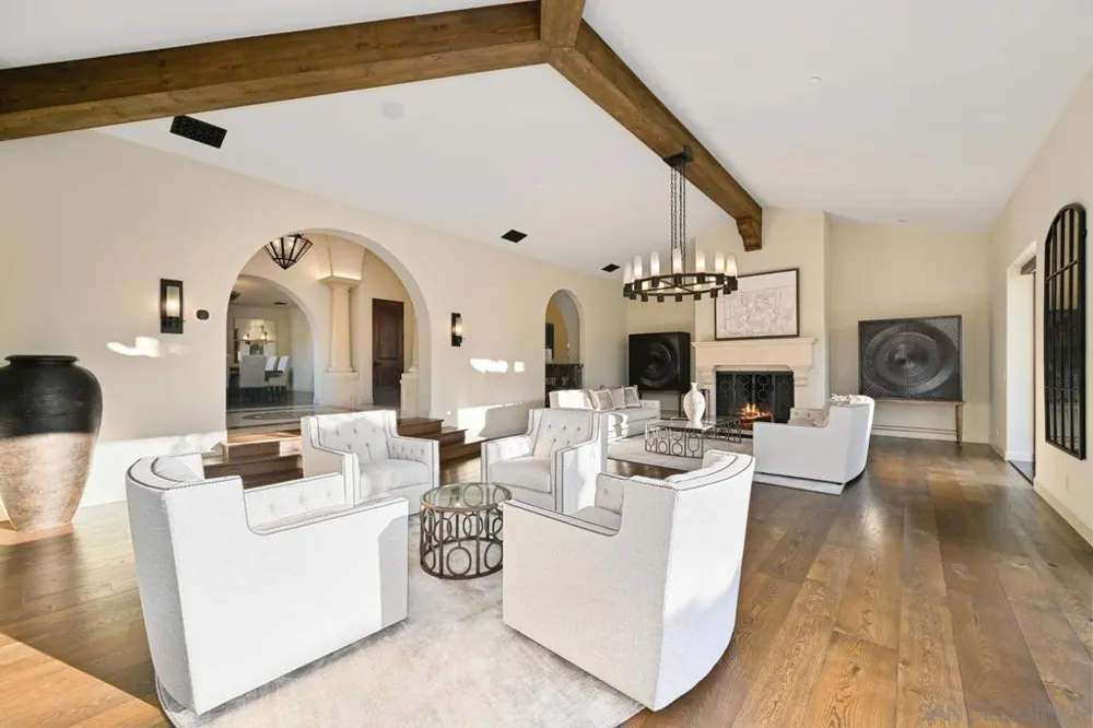 7029 Las Colinas Rancho Santa Fe, CA 92067