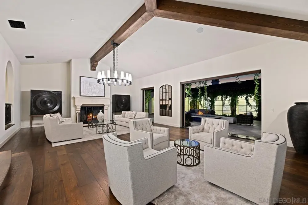 7029 Las Colinas Rancho Santa Fe, CA 92067