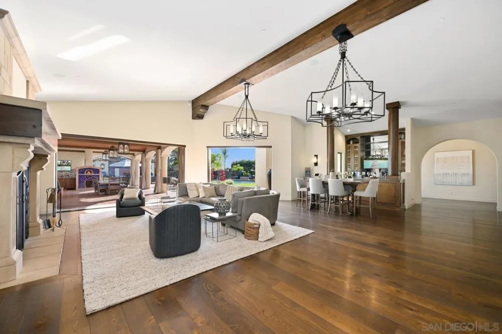 7029 Las Colinas Rancho Santa Fe, CA 92067