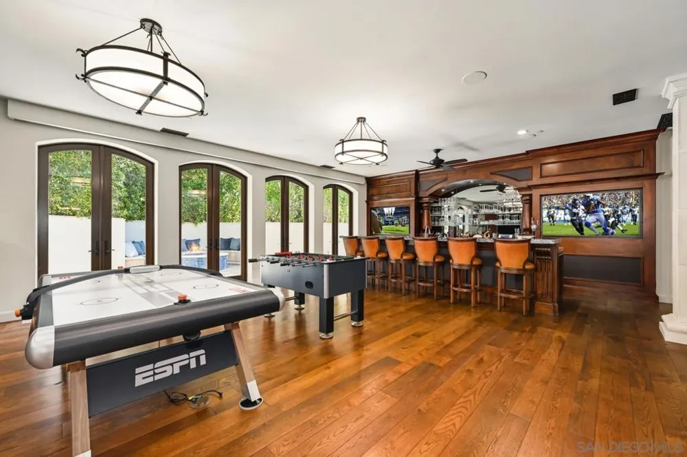 7029 Las Colinas Rancho Santa Fe, CA 92067