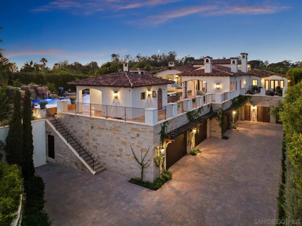 7029 Las Colinas Rancho Santa Fe, CA 92067