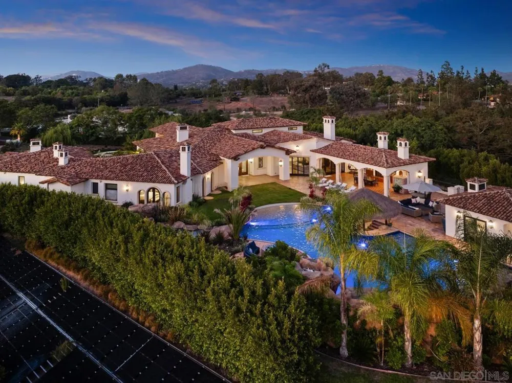 7029 Las Colinas Rancho Santa Fe, CA 92067