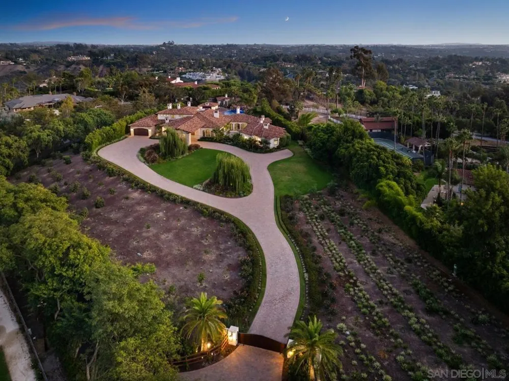 7029 Las Colinas Rancho Santa Fe, CA 92067