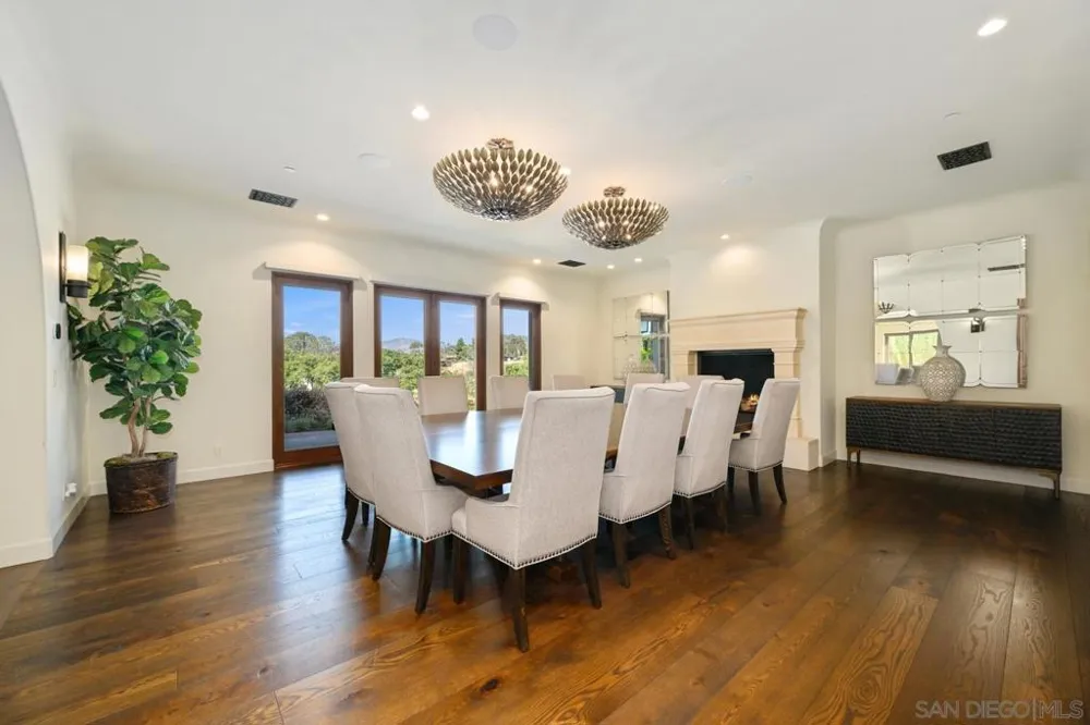 7029 Las Colinas Rancho Santa Fe, CA 92067