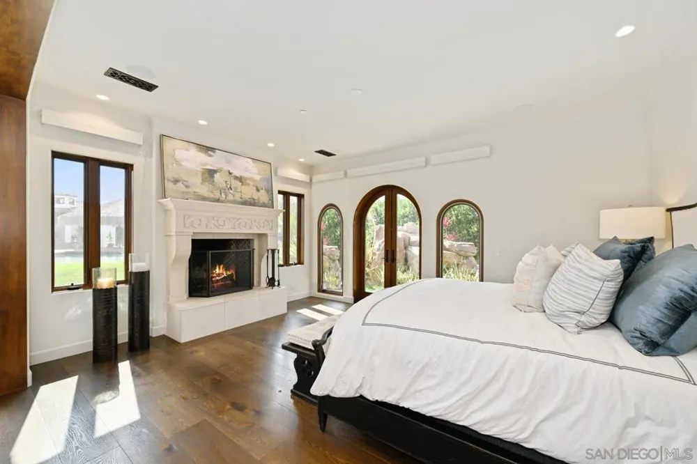 7029 Las Colinas Rancho Santa Fe, CA 92067