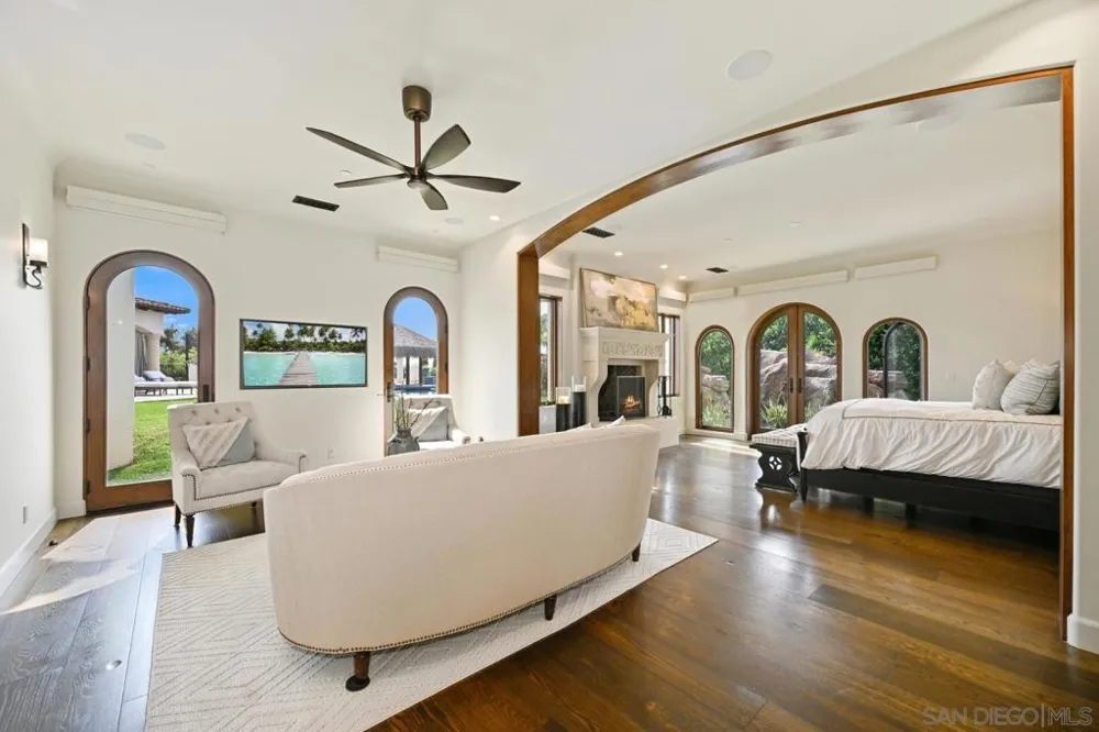 7029 Las Colinas Rancho Santa Fe, CA 92067