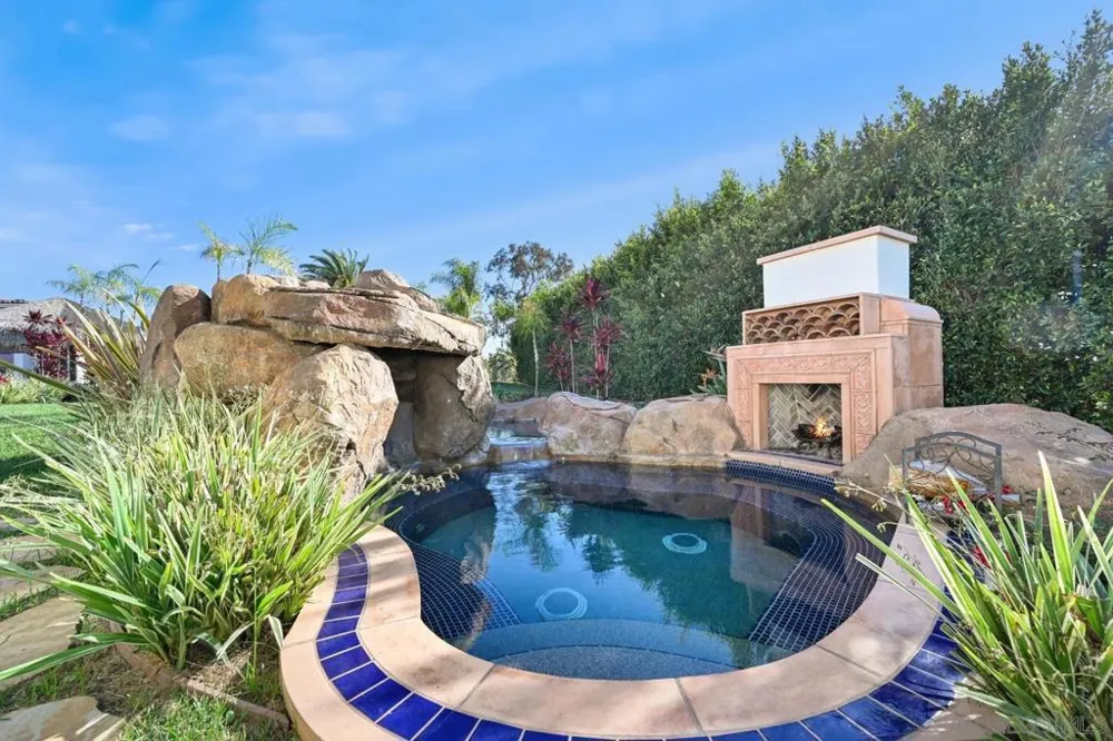 7029 Las Colinas Rancho Santa Fe, CA 92067