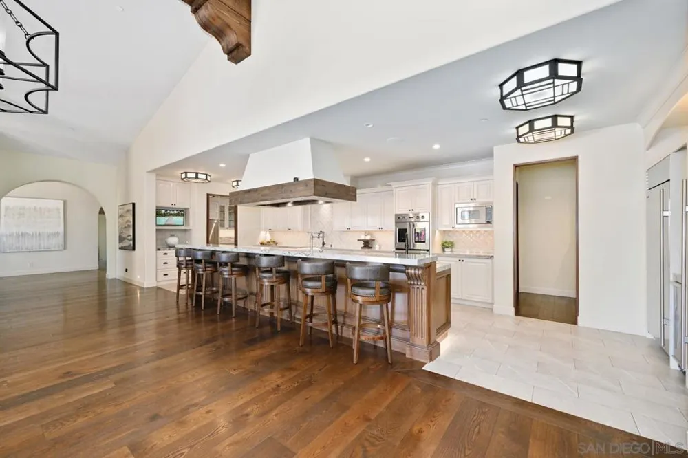7029 Las Colinas Rancho Santa Fe, CA 92067