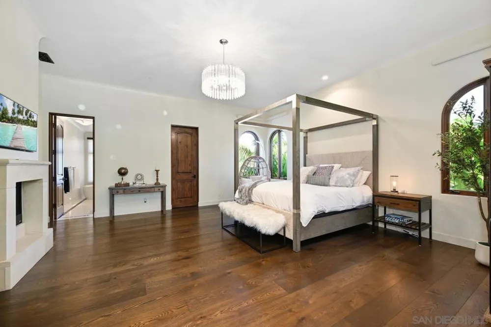 7029 Las Colinas Rancho Santa Fe, CA 92067