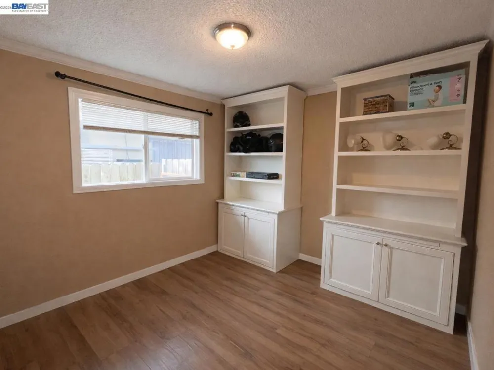 634 8TH St Richmond, CA 94801