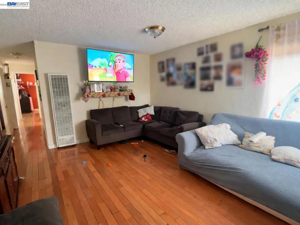 634 8TH St Richmond, CA 94801