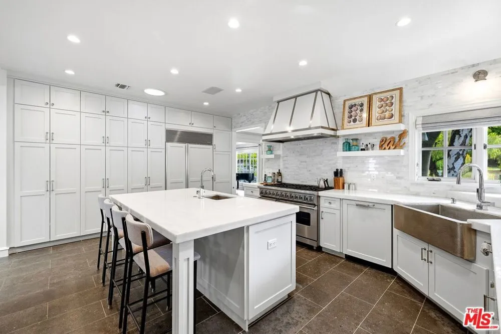 24317 Bridle Trail Road Hidden Hills, CA 91302