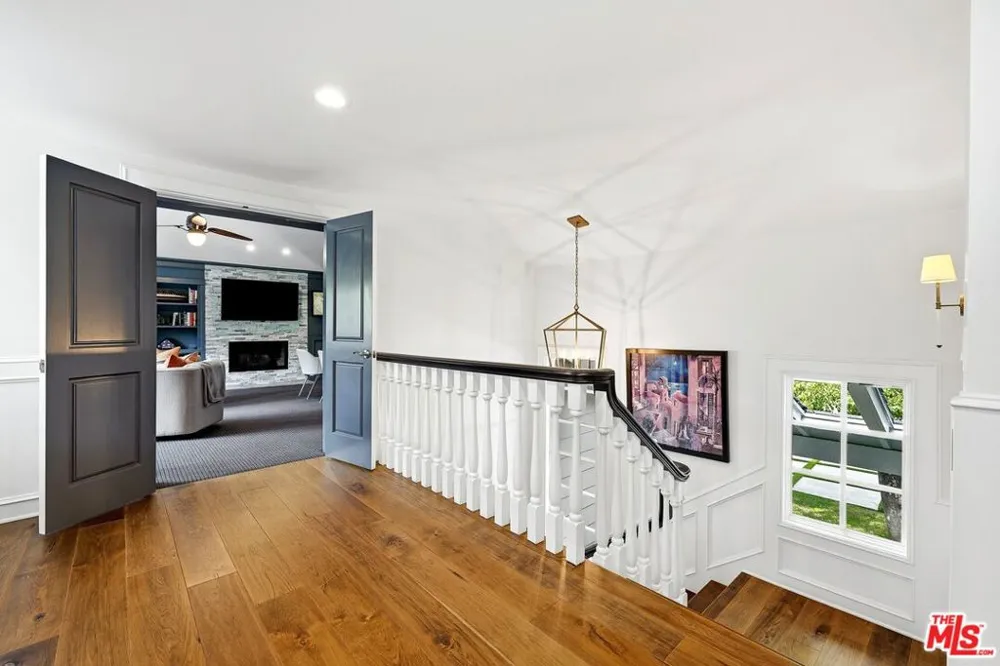24317 Bridle Trail Road Hidden Hills, CA 91302