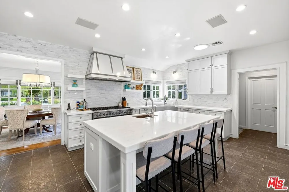 24317 Bridle Trail Road Hidden Hills, CA 91302