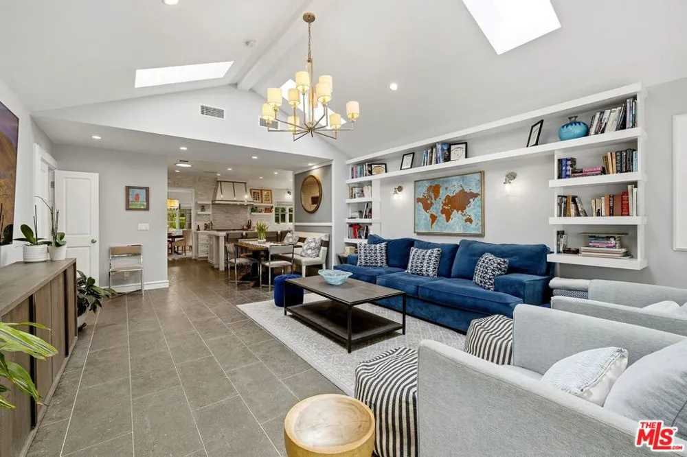 24317 Bridle Trail Road Hidden Hills, CA 91302