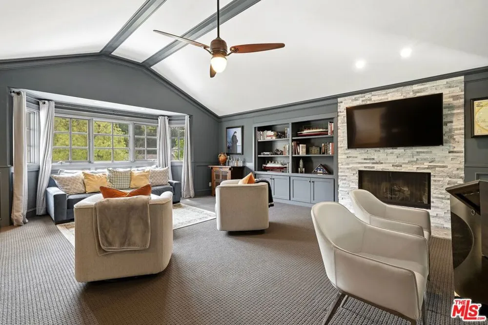 24317 Bridle Trail Road Hidden Hills, CA 91302
