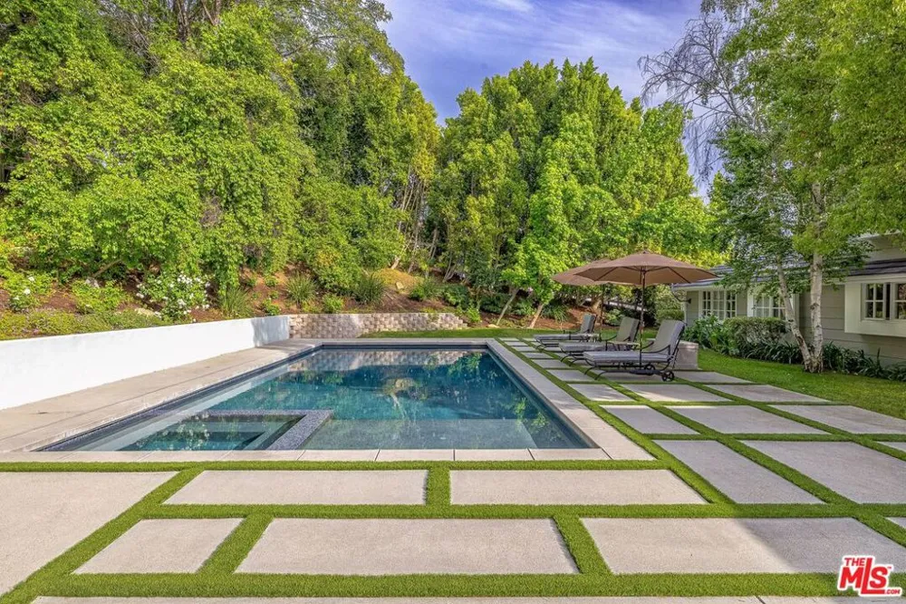 24317 Bridle Trail Road Hidden Hills, CA 91302