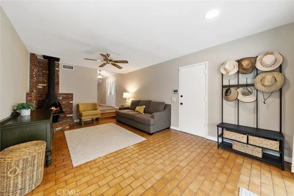 1622 Via Alegre San Dimas, CA 91773