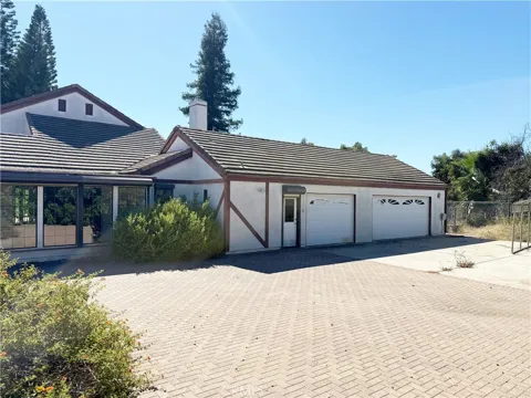 44775 De Luz Rd