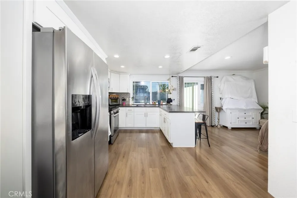 16108 Tullock Fontana, CA 92335