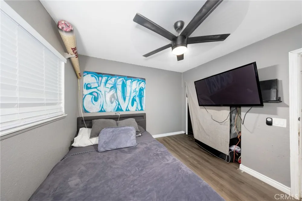 16108 Tullock Fontana, CA 92335