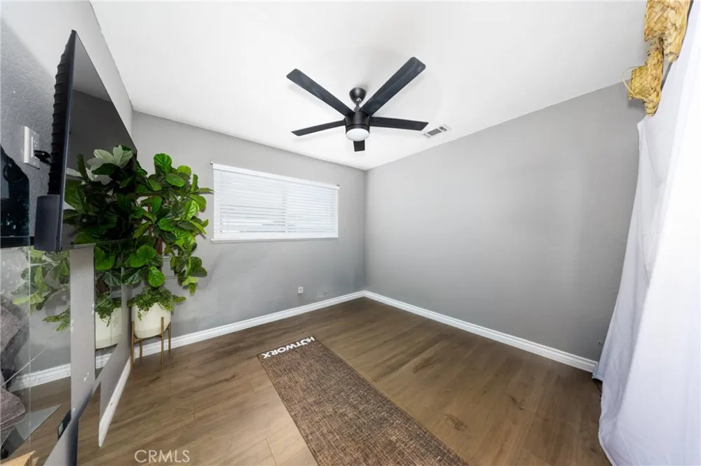 16108 Tullock Fontana, CA 92335