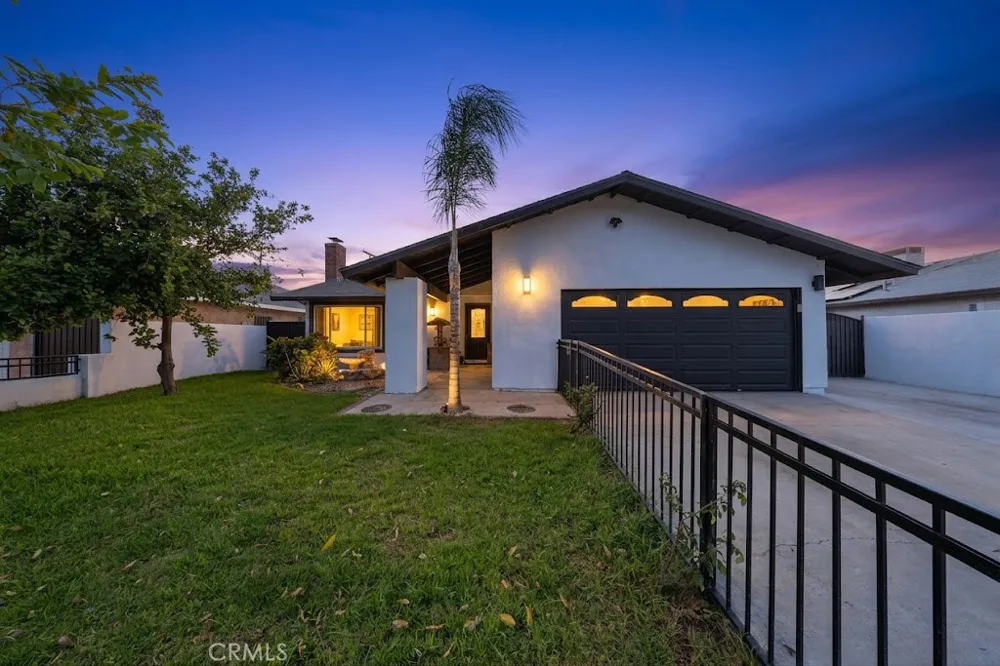 16108 Tullock Fontana, CA 92335