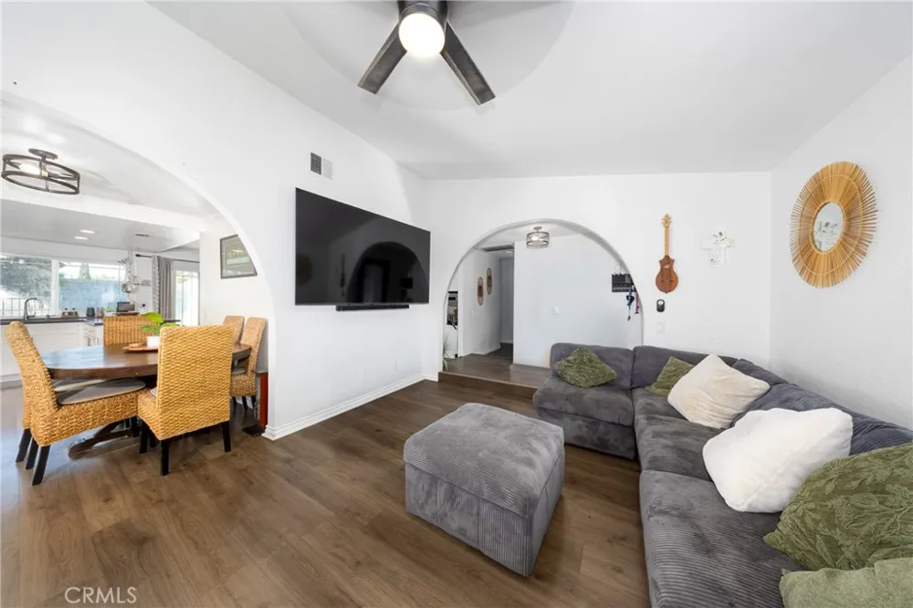 16108 Tullock Fontana, CA 92335