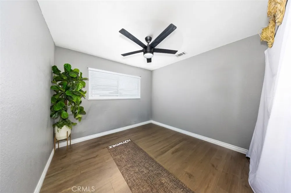 16108 Tullock Fontana, CA 92335