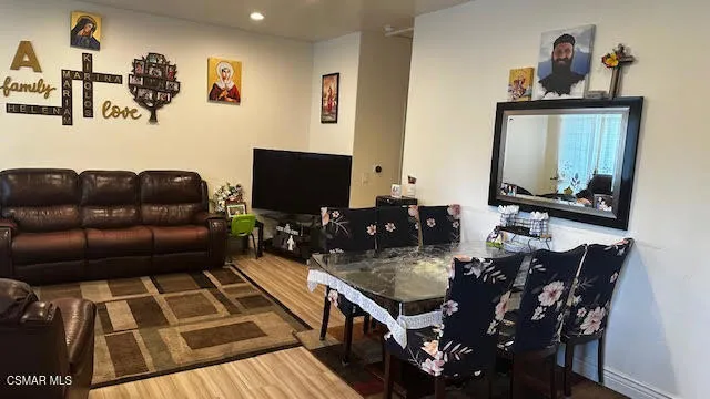 1755 Heywood Street #203 Simi Valley, CA 93065