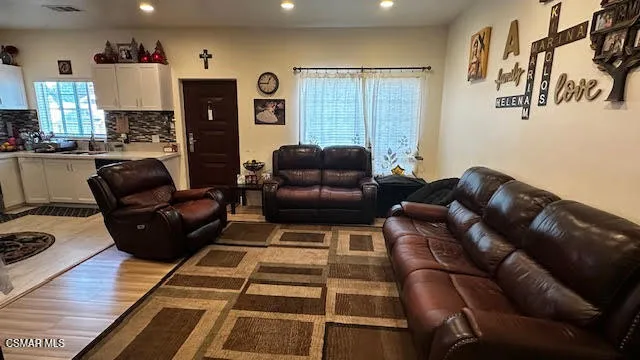 1755 Heywood Street #203 Simi Valley, CA 93065